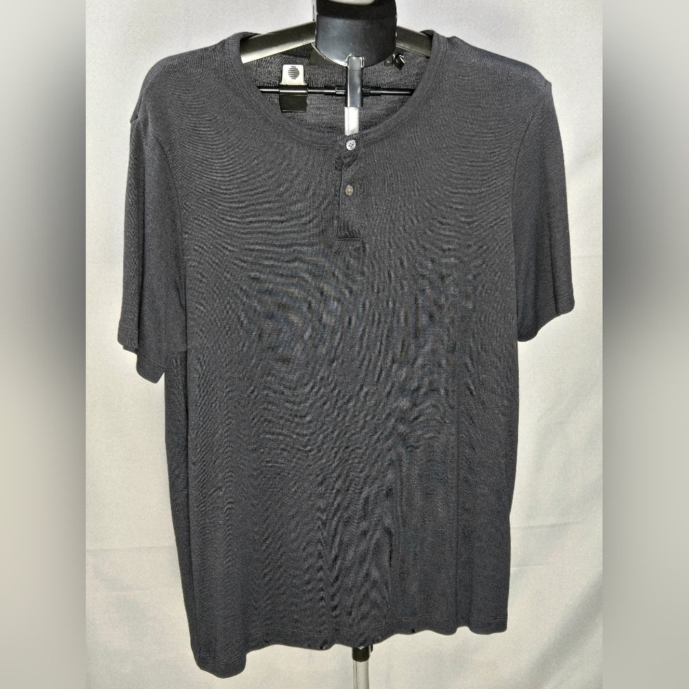 Men's Theory Quiet Luxury Closet Staple Minimalist Henley, XL‎